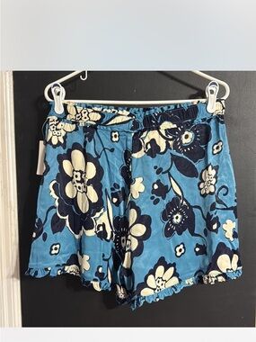 Maeve Viscose Floral Ruffle Shorts Pockets Size: M Inseam: 3”